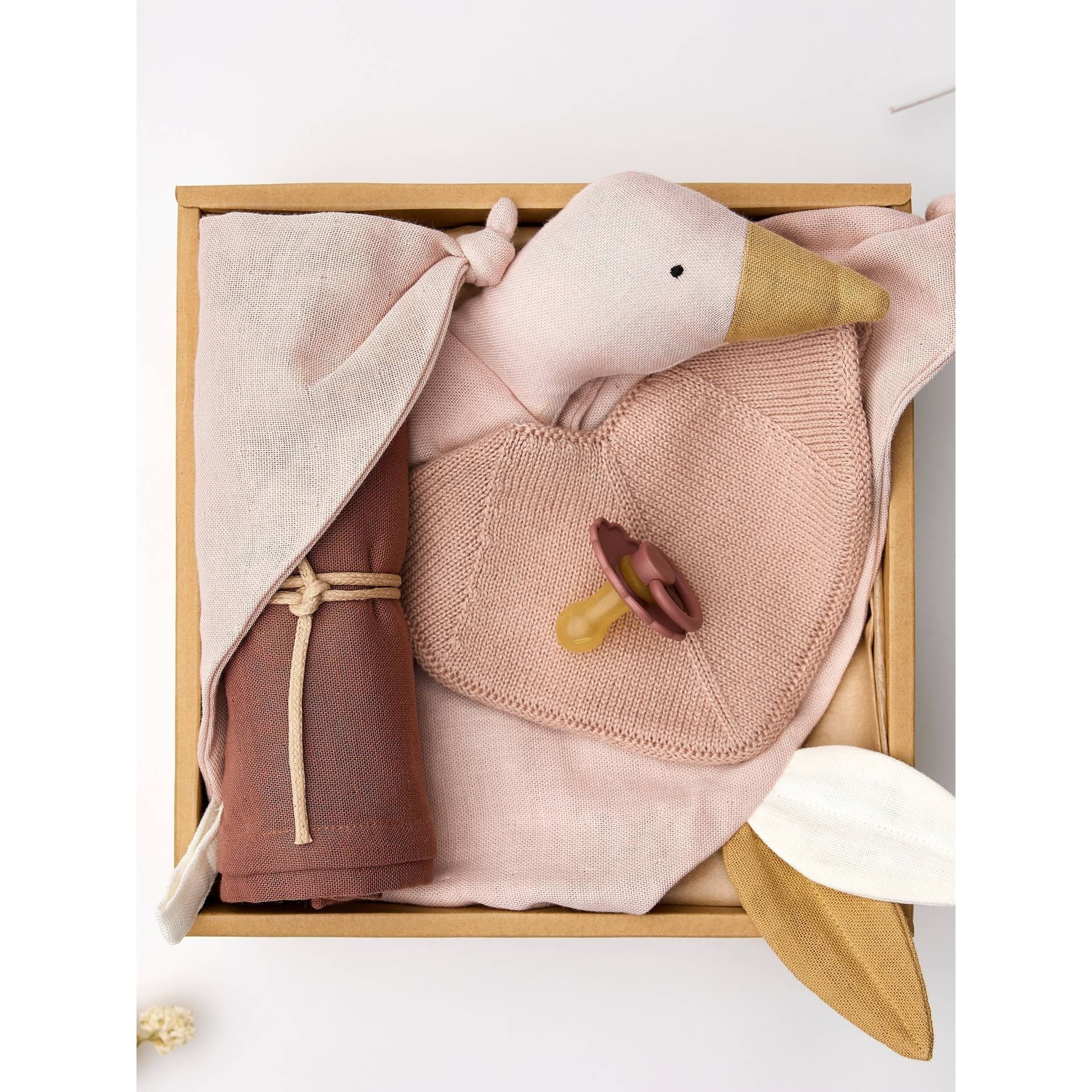 Saga Copenhagen Baby Gift box - Blushing Rose