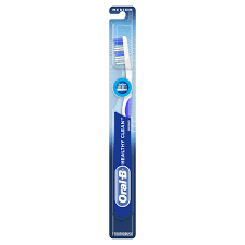 Oral-B Healthy & Clean Medium Soft Toothbrush, 1 Ct